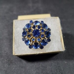 Vintage Blue Rhinestone Brooch Gold Tone Gemstone Pin JUDY LEE?? 1960s